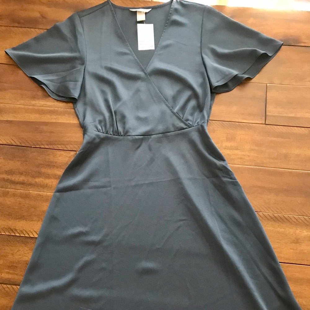 H&M Navy Flutter Sleeve Midi Dress Sz 4